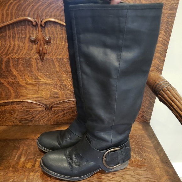 Steve Madden black leather boots - Picture 4 of 13